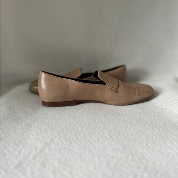 Via Spiga Size 7 Beige Women’s Leather Loafers - Picture 4 of 16